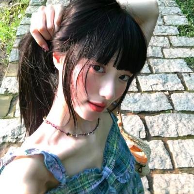 闪婚后，我成为全家福星